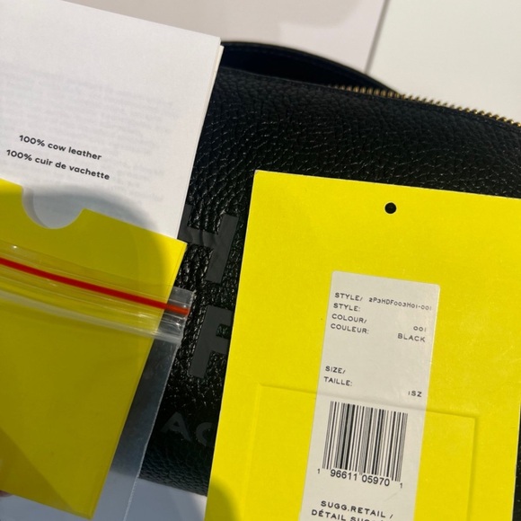 Marc Jacobs The Leather Duffle Bag - Picture 15 of 16